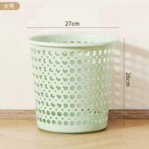 Waste bin with disposable nylon (10) pieces in a roll